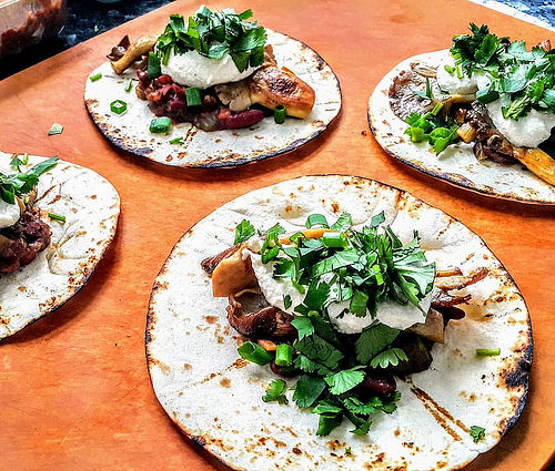 wpid-23PlantBased_Tacos_with_Oyster_Mushrooms_2C_Kidney_Beans_2C_Bell_Peppers_2C_Thai_Chili_27s_2C_Cashew_Sour_Cream_2C__Coriander_2C_Scallions__26_Lime__23Phenomenal__23PleaseRomaineCalm