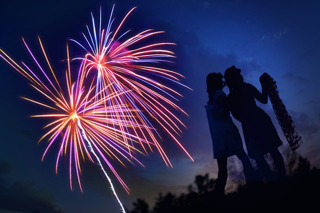 Pixabay/jill111 fireworks